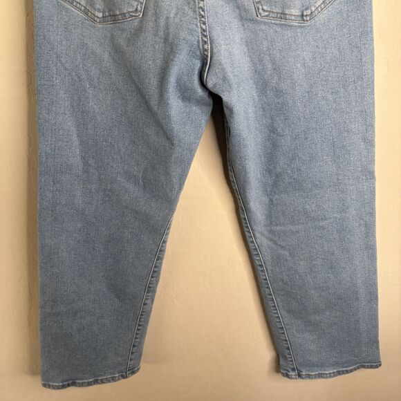 Levi's Ribcage Straight Ankle Jeans - Picture 6 of 8
